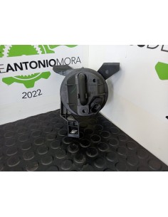 [97090] FARO ANTINIEBLA DERECHO - SKODA OCTAVIA BERLINA...