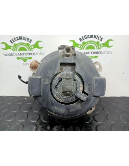 [97829] FARO ANTINIEBLA DERECHO - IVECO STRALIS (AS) (01/2012 - 01/2019)