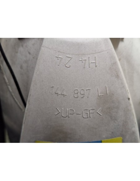 [99722] FARO DERECHO - SCANIA SERIE 4 (P/R 94 G) (01/1996 - 01/2004)