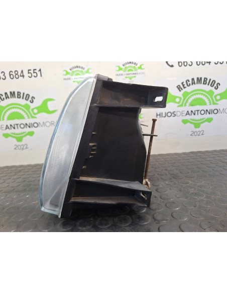 [99376] FARO DERECHO - MITSUBISHI MONTERO (L040)