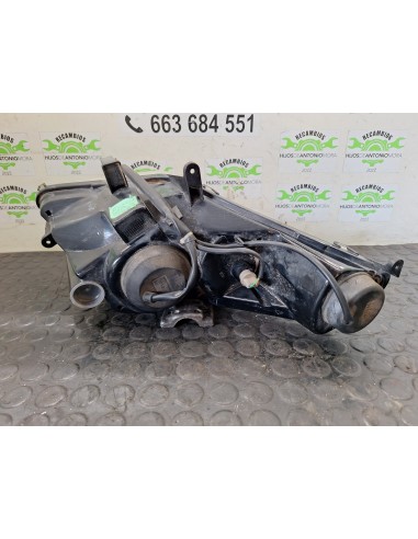 [104829] FARO DERECHO - PEUGEOT SATELIS