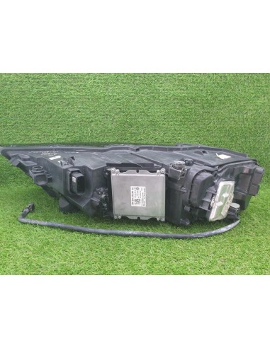 [93354] FARO DERECHO - AUDI SQ7 (4M)