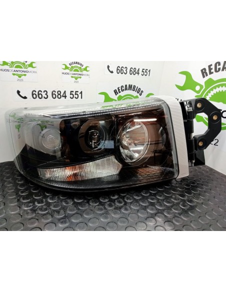 [97941] FARO DERECHO - RENAULT PREMIUM ROUTE -2006 (01/2005 - 01/2013)