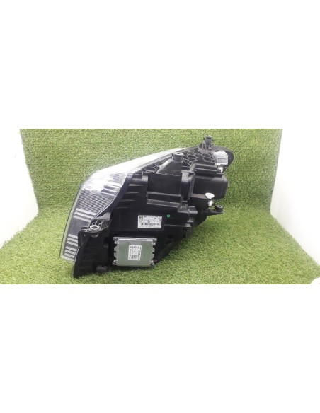 [95044] FARO DERECHO - VOLKSWAGEN CRAFTER (01/2019 - ...)