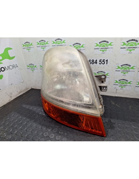 [105356] FARO DERECHO - RENAULT MASTER MAXI CAJA CERRADA (01/2002 - ...)