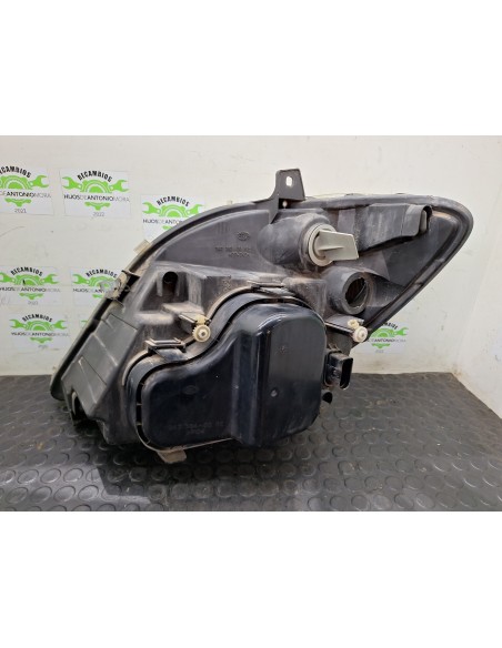 [104914] FARO DERECHO - MERCEDES SPRINTER II JAMES COOK (906)