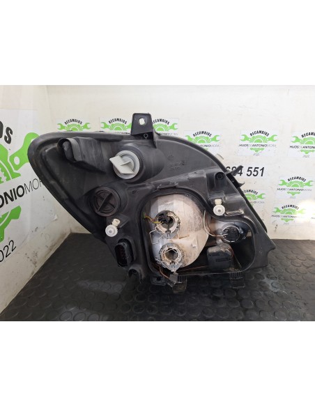 [105073] FARO IZQUIERDO - MERCEDES SPRINTER II JAMES COOK (906)