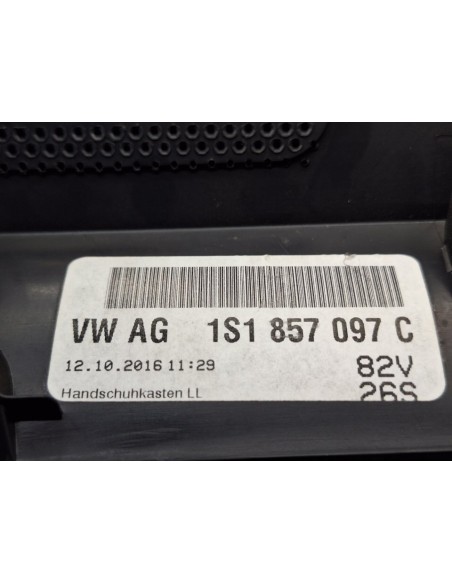 [101771] GUANTERA - VOLKSWAGEN UP! (122) (01/2016 - 12/2018)