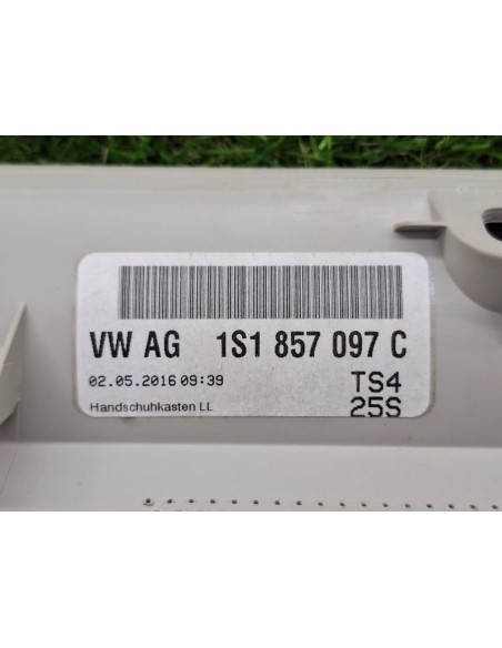 [101593] GUANTERA - VOLKSWAGEN UP! (122) (01/2016 - 12/2018)