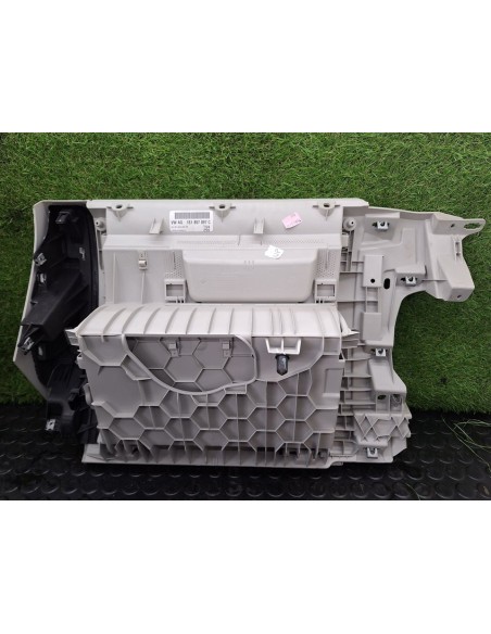 [101593] GUANTERA - VOLKSWAGEN UP! (122) (01/2016 - 12/2018)