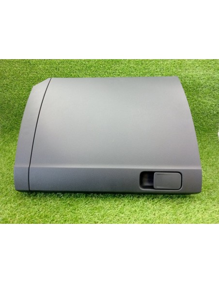 [95957] GUANTERA - VOLKSWAGEN T-ROC (01/2017 - 12/2020)