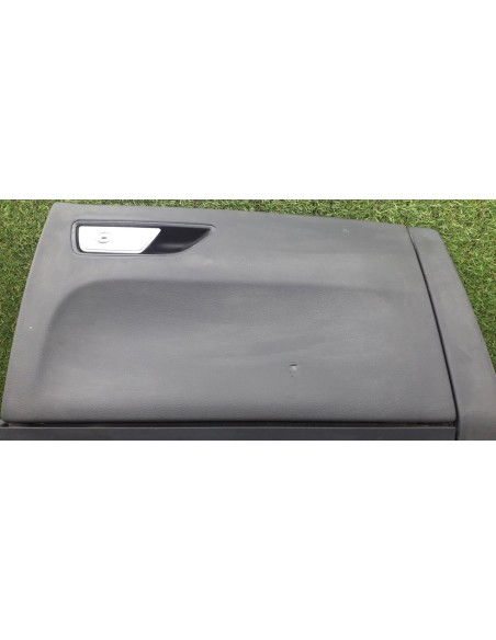 [95362] GUANTERA - AUDI A8 (D2) (01/1994 - 01/1999)