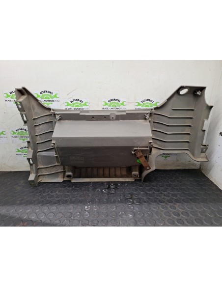 [105733] GUANTERA - RENAULT MAXITY (01/2007 - 01/2011)