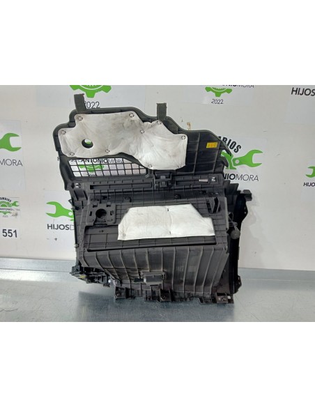 [95523] GUANTERA - HYUNDAI SANTA FE (01/2018 - ...)