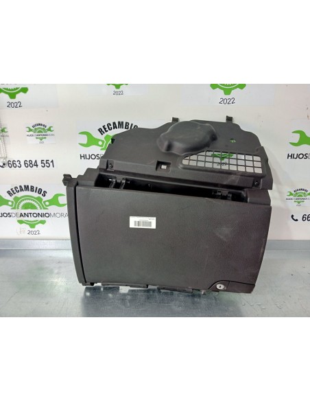 [95523] GUANTERA - HYUNDAI SANTA FE (01/2018 - ...)