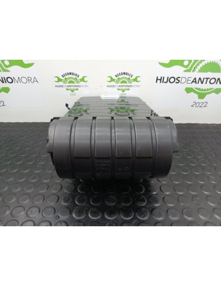 [97051] GUANTERA CONSOLA CENTRAL - MERCEDES CLASE A (BM 177)