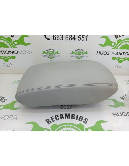 [95669] GUANTERA CONSOLA CENTRAL - AUDI A8 (D2) (01/1994 - 01/1999)