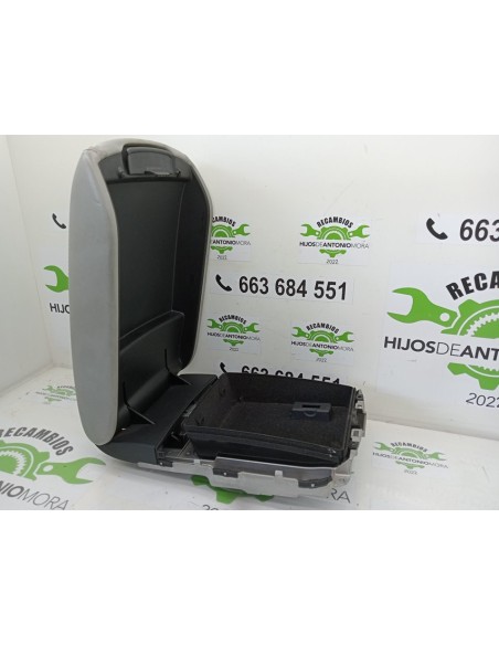 [95669] GUANTERA CONSOLA CENTRAL - AUDI A8 (D2) (01/1994 - 01/1999)