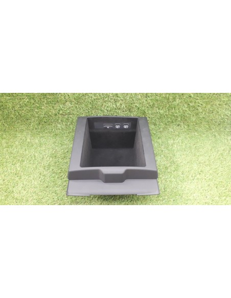 [95376] GUANTERA CONSOLA CENTRAL - AUDI A8 (D2) (01/1994 - 01/1999)