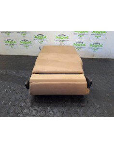 [104571] GUANTERA CONSOLA CENTRAL - MERCEDES CLASE GLS...