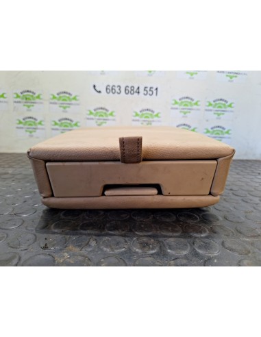 [104571] GUANTERA CONSOLA CENTRAL - MERCEDES...