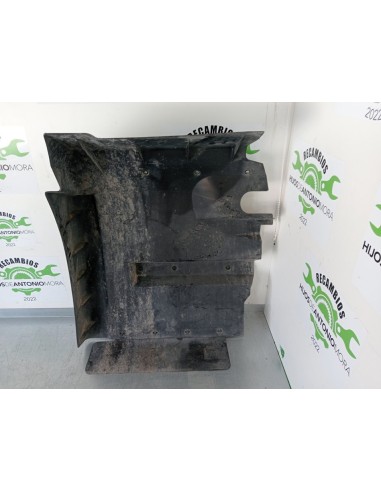 [97189] GUARDABARRO DELANTERO TRASERO DERECHO -...