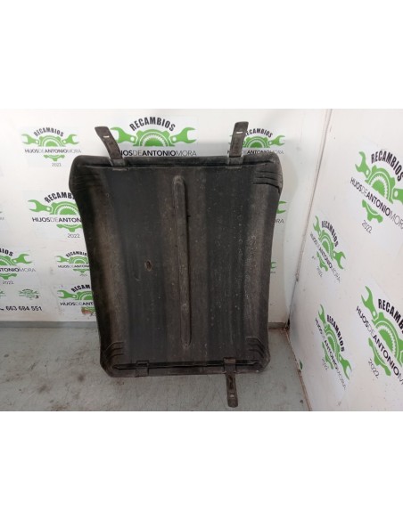 [104338] GUARDABARRO TRASERO - RENAULT HR XXX.18/26 PREMIUM 01 - (01/2001 - 12/2006)