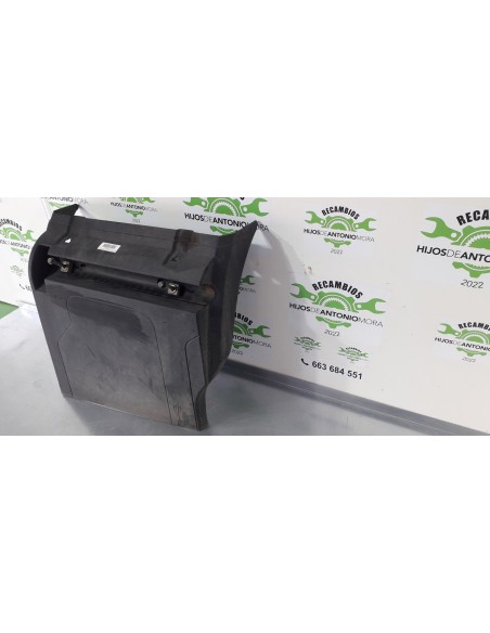 [95546] GUARDABARRO TRASERO DELANTERO DERECHO - MERCEDES ACTROS 2-EJES 8 CIL. SERIE/BM