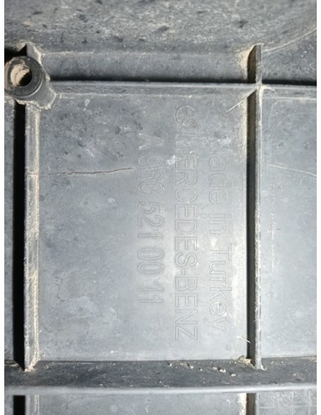 [95775] GUARDABARRO TRASERO DELANTERO DERECHO - MERCEDES ACTROS 5 L-FAHRERHAUS 2-ACHSER BM 963