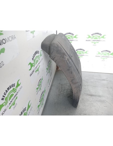 [102415] GUARDABARRO TRASERO DELANTERO DERECHO - RENAULT HR XXX.18/26 PREMIUM 01 - (01/2001 - 12/2006)