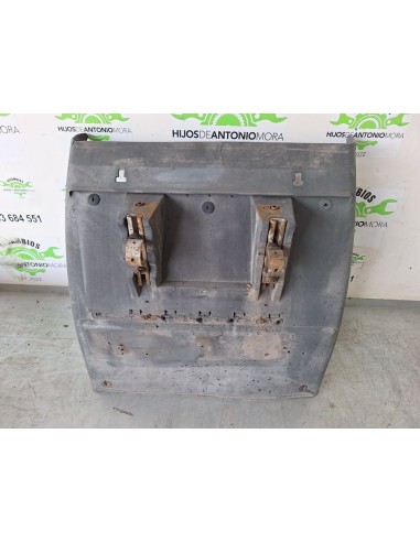 [100846] GUARDABARRO TRASERO DERECHO - IVECO...