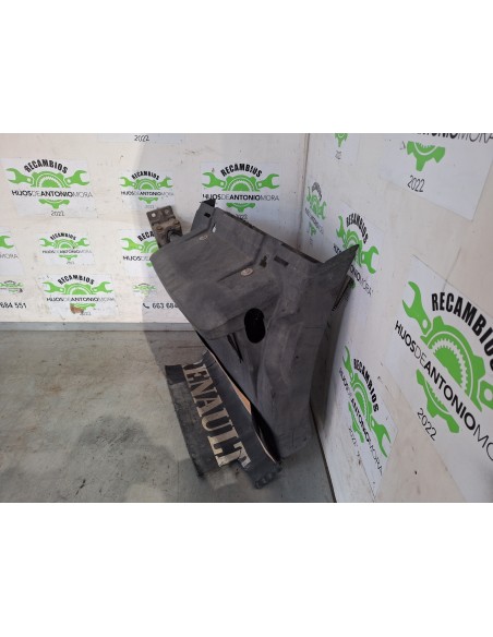 [105592] GUARDABARRO TRASERO DERECHO - VOLVO FH 12 2002 - (01/2002 - 01/2006)