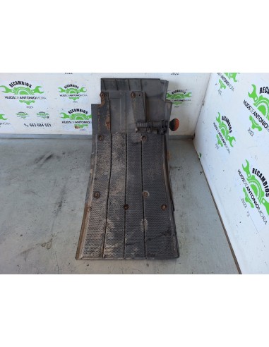 [103411] GUARDABARRO TRASERO IZQUIERDO - IVECO...