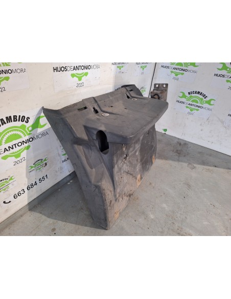 [105593] GUARDABARRO TRASERO IZQUIERDO - VOLVO FH 12 2002 - (01/2002 - 01/2006)