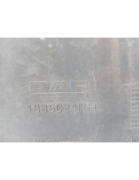 [104380] GUARDABARROS BAJO CABINA DERECHO - DAF SERIE XF EURO 6 (01/2013 - ...)