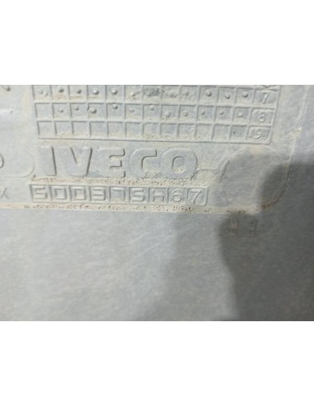 [99670] GUARDABARROS BAJO CABINA DERECHO - IVECO STRALIS (AS) (01/2012 - 01/2019)
