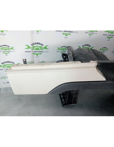 [100406] GUARDABARROS BAJO CABINA DERECHO -...