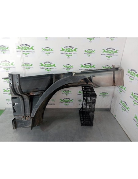 [100406] GUARDABARROS BAJO CABINA DERECHO - VOLVO FH 12 2002 - (01/2002 - 01/2006)