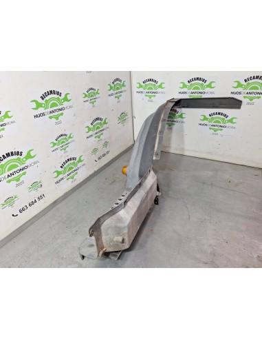 [101811] GUARDABARROS BAJO CABINA DERECHO -...