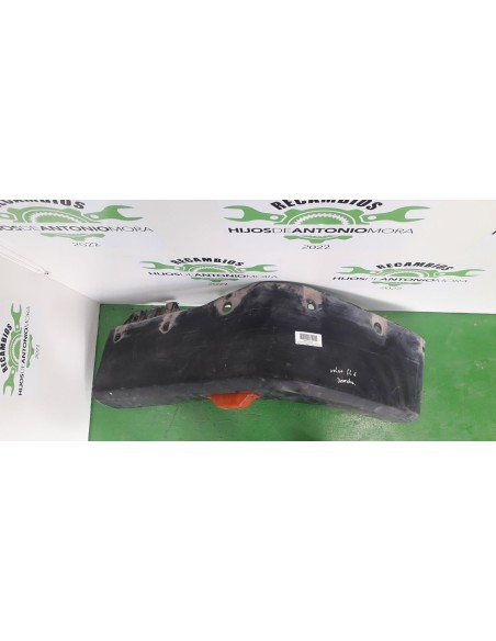 [91322] GUARDABARROS BAJO CABINA DERECHO - VOLVO FL 614 - 180/220 (01/1986 - 01/2006)