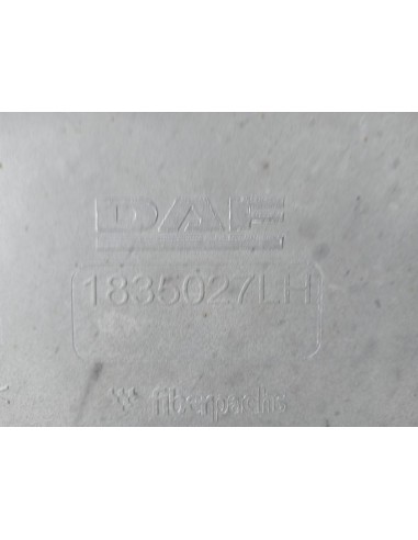 [104385] GUARDABARROS BAJO CABINA IZQUIERDO -...