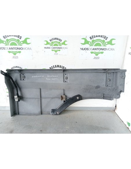 [104385] GUARDABARROS BAJO CABINA IZQUIERDO - DAF SERIE XF EURO 6 (01/2013 - ...)