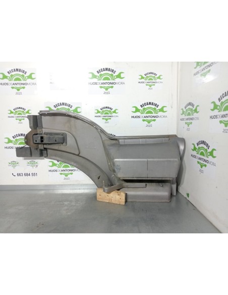 [99671] GUARDABARROS BAJO CABINA IZQUIERDO - IVECO STRALIS (AS) (01/2012 - 01/2019)