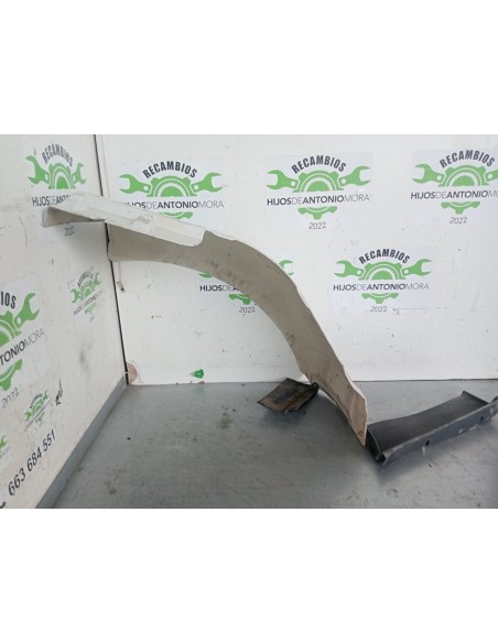 [103334] GUARDABARROS BAJO CABINA IZQUIERDO - RENAULT PREMIUM DISTRIBUTION (01/2005 - 12/2013)