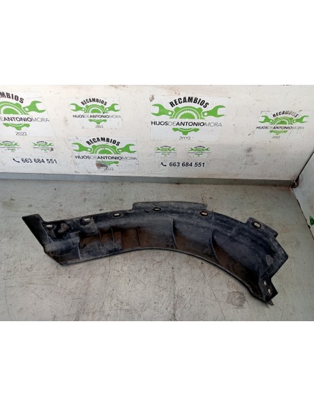 [106146] GUARDABARROS BAJO CABINA IZQUIERDO - RENAULT M 230