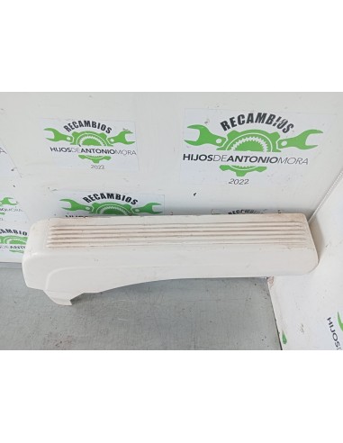 [92218] GUARDABARROS BAJO CABINA IZQUIERDO -...