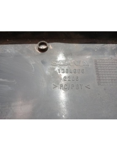 [99489] GUARDABARROS FIJO CABINA DERECHO -...