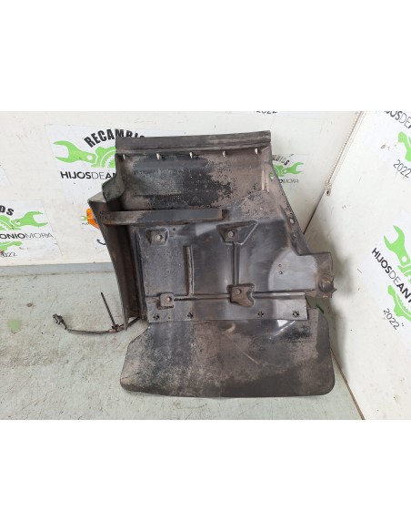 [104764] GUARDABARROS FIJO CABINA DERECHO - NISSAN CABSTAR -09.06 (01/2006 - 12/2013)