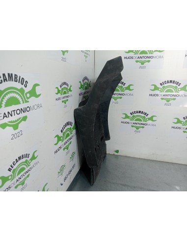 [99285] GUARDABARROS FIJO CABINA DERECHO - MAN...
