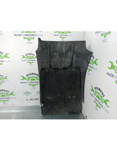 [99285] GUARDABARROS FIJO CABINA DERECHO - MAN...